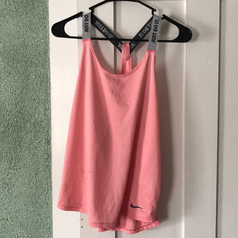 Nike tank!